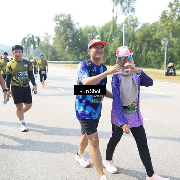 Runner Photo 6942248