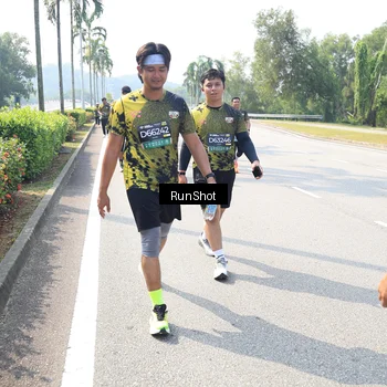 Runner Photo 6942255