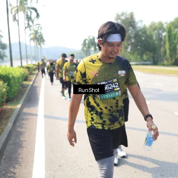 Runner Photo 6942258