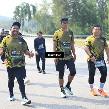 Runner Photo 6942276