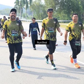 Runner Photo 6942279