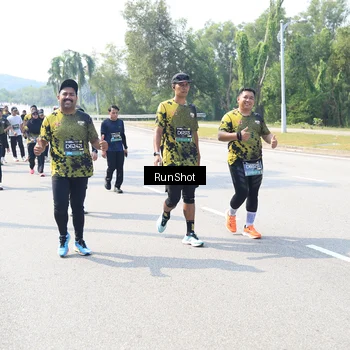 Runner Photo 6942282