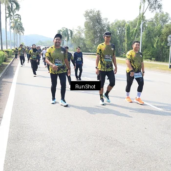 Runner Photo 6942288