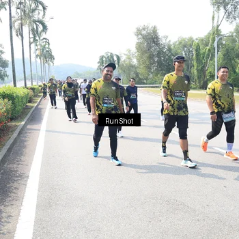 Runner Photo 6942289