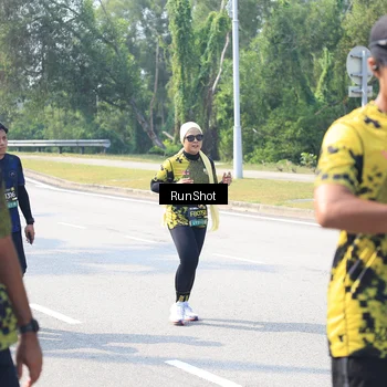 Runner Photo 6942294