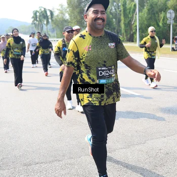 Runner Photo 6942305