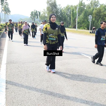 Runner Photo 6942329