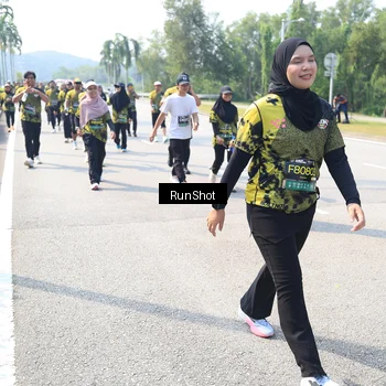 Runner Photo 6942336
