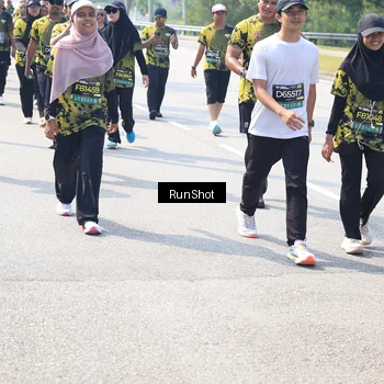 Runner Photo 6942340