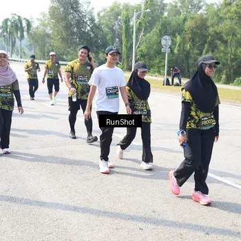 Runner Photo 6942348