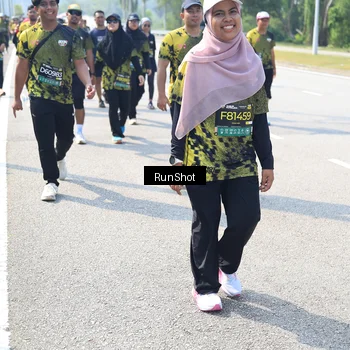 Runner Photo 6942368