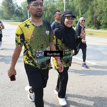 Runner Photo 6942428
