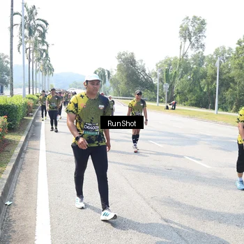 Runner Photo 6942496