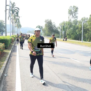 Runner Photo 6942497