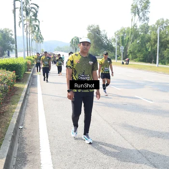 Runner Photo 6942498