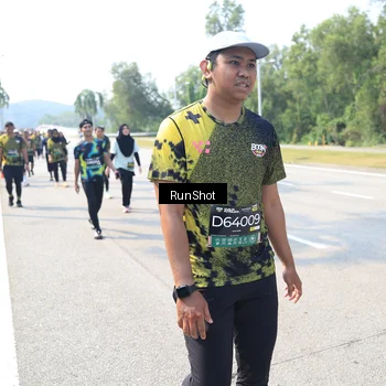 Runner Photo 6942509