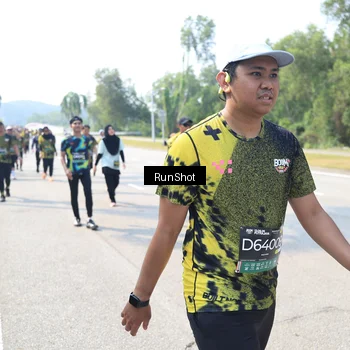 Runner Photo 6942513