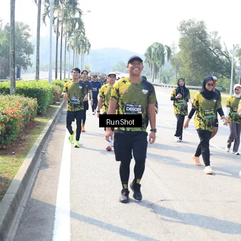 Runner Photo 6942554