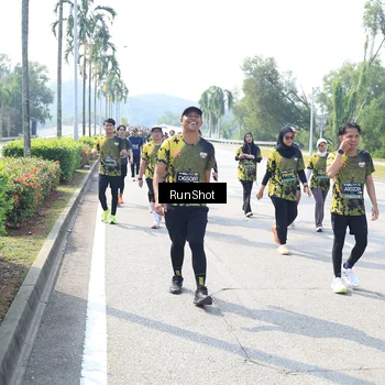 Runner Photo 6942556