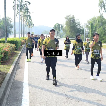Runner Photo 6942557