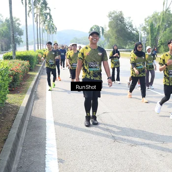 Runner Photo 6942561