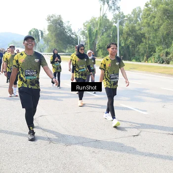 Runner Photo 6942564