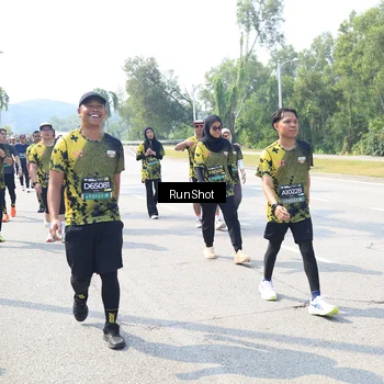 Runner Photo 6942578