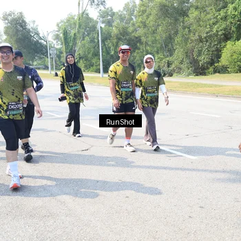 Runner Photo 6942592