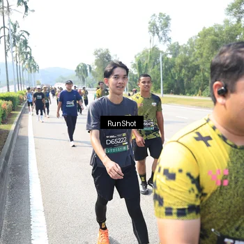 Runner Photo 6942631