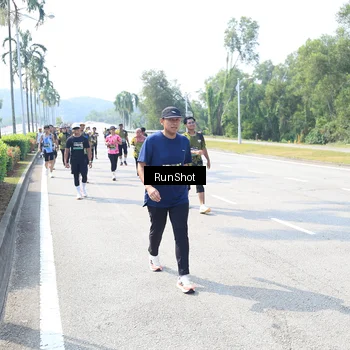 Runner Photo 6942640
