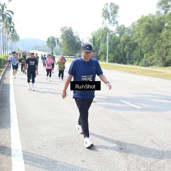 Runner Photo 6942643