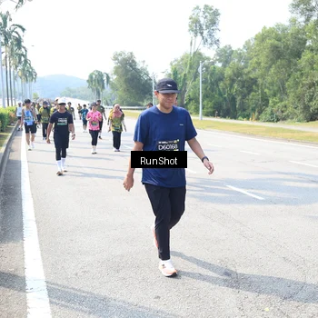 Runner Photo 6942645