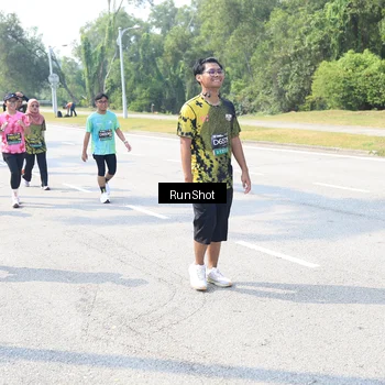 Runner Photo 6942655