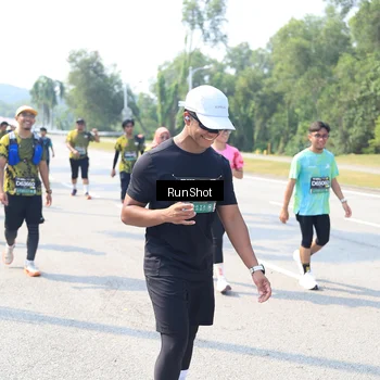 Runner Photo 6942664