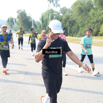 Runner Photo 6942665