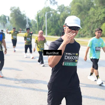Runner Photo 6942667