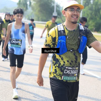 Runner Photo 6942687