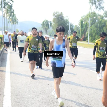 Runner Photo 6942692