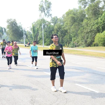 Runner Photo 6942699