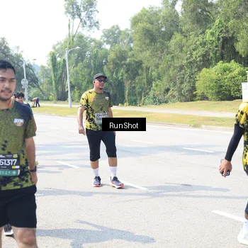 Runner Photo 6942716