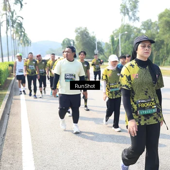 Runner Photo 6942733