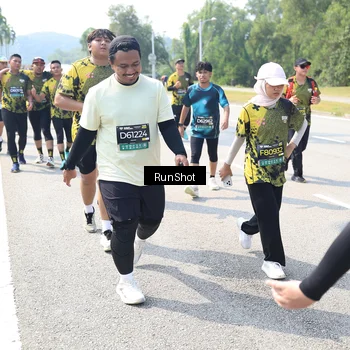 Runner Photo 6942743