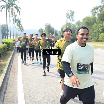Runner Photo 6942750