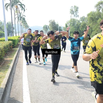 Runner Photo 6942758