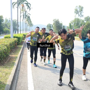 Runner Photo 6942761