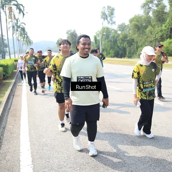 Runner Photo 6942771