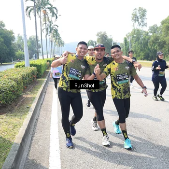 Runner Photo 6942777