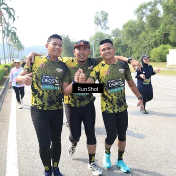 Runner Photo 6942784