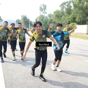 Runner Photo 6942787
