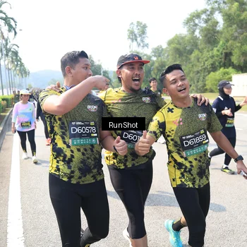 Runner Photo 6942789